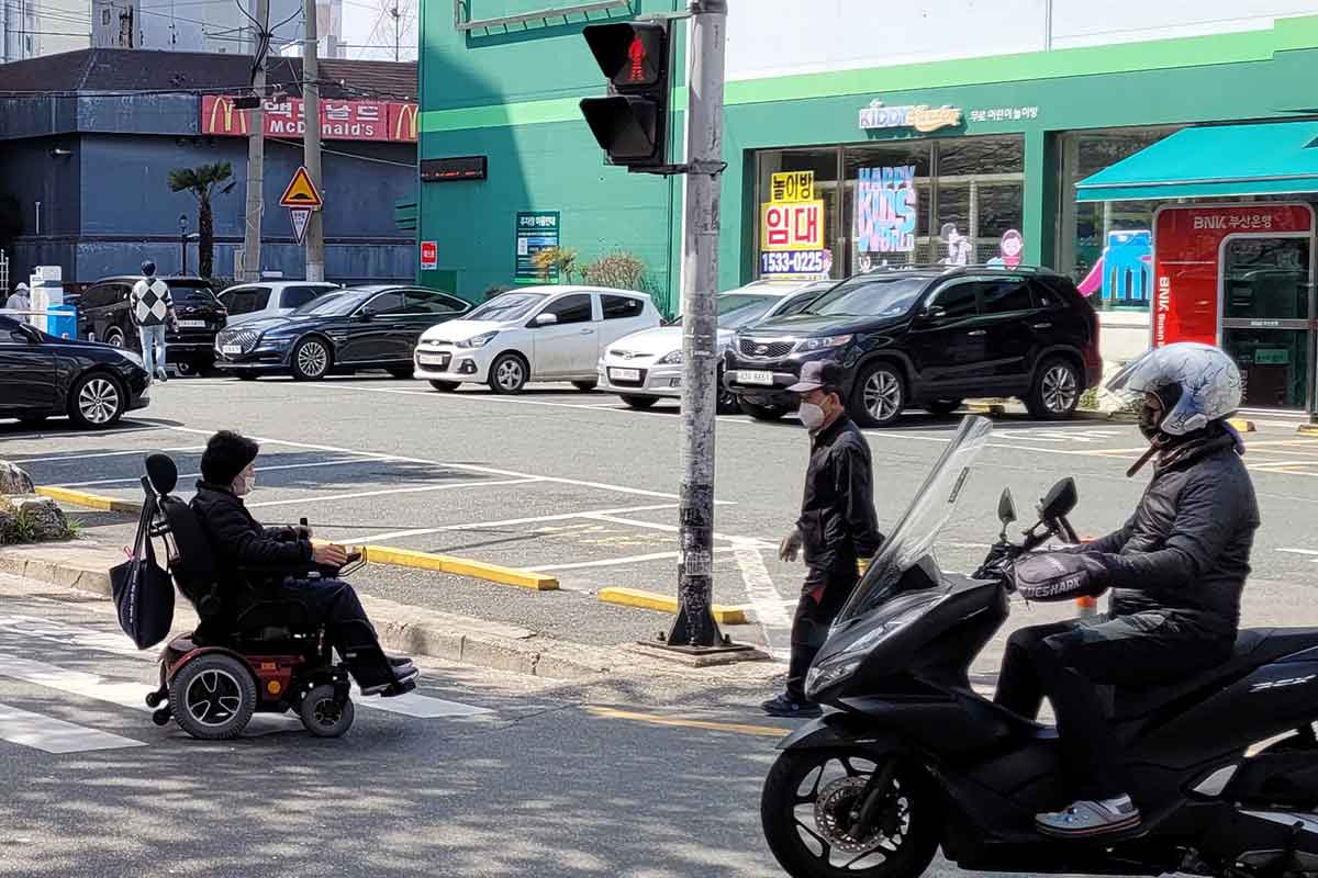 운전자-스쿨존-노인
