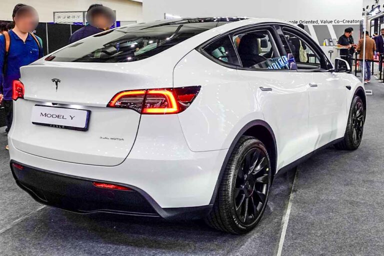 테슬라-모델Y-모델X-모델3-사이버트럭-판매량-BYD-아토3-영국-유럽