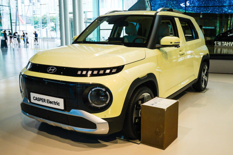 캐스퍼 일렉트릭 수출 - 인스터 유럽 출시 - 소형 전기차 - 출고 대기 22개월 - 광주글로벌모터스 - NCM 배터리