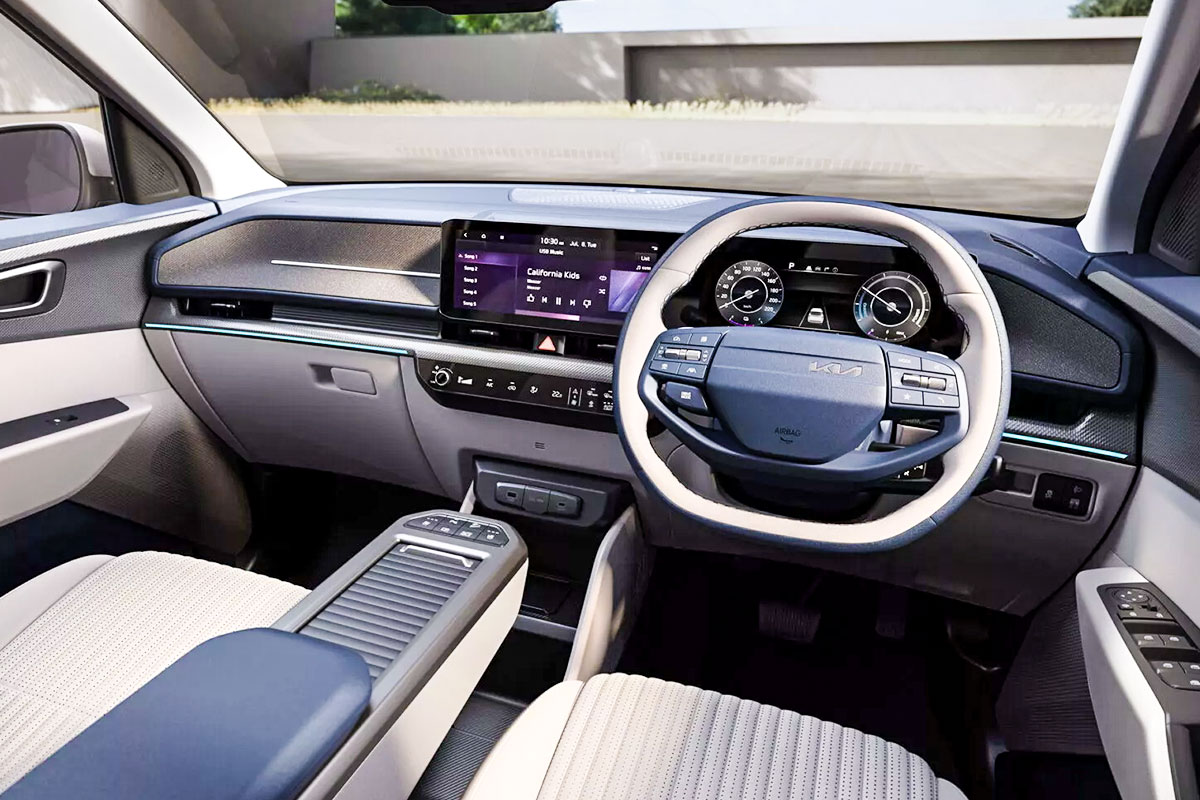 기아 – 카렌스 클라비스 EV – 전기차 – 7인승 – 인도 생산 – V2L – 셀토스 – 보스 오디오 – OTA