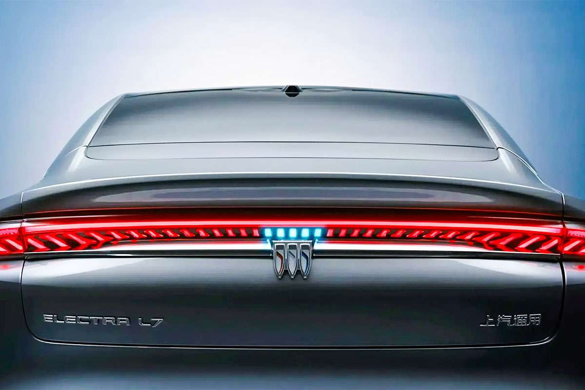 뷰익 – 일렉트라 L7 – EREV – 중국 전용 – 사륜구동 – 502마력 – 라이다 – 자율주행 – 스냅드래곤 8775 - 그랜저