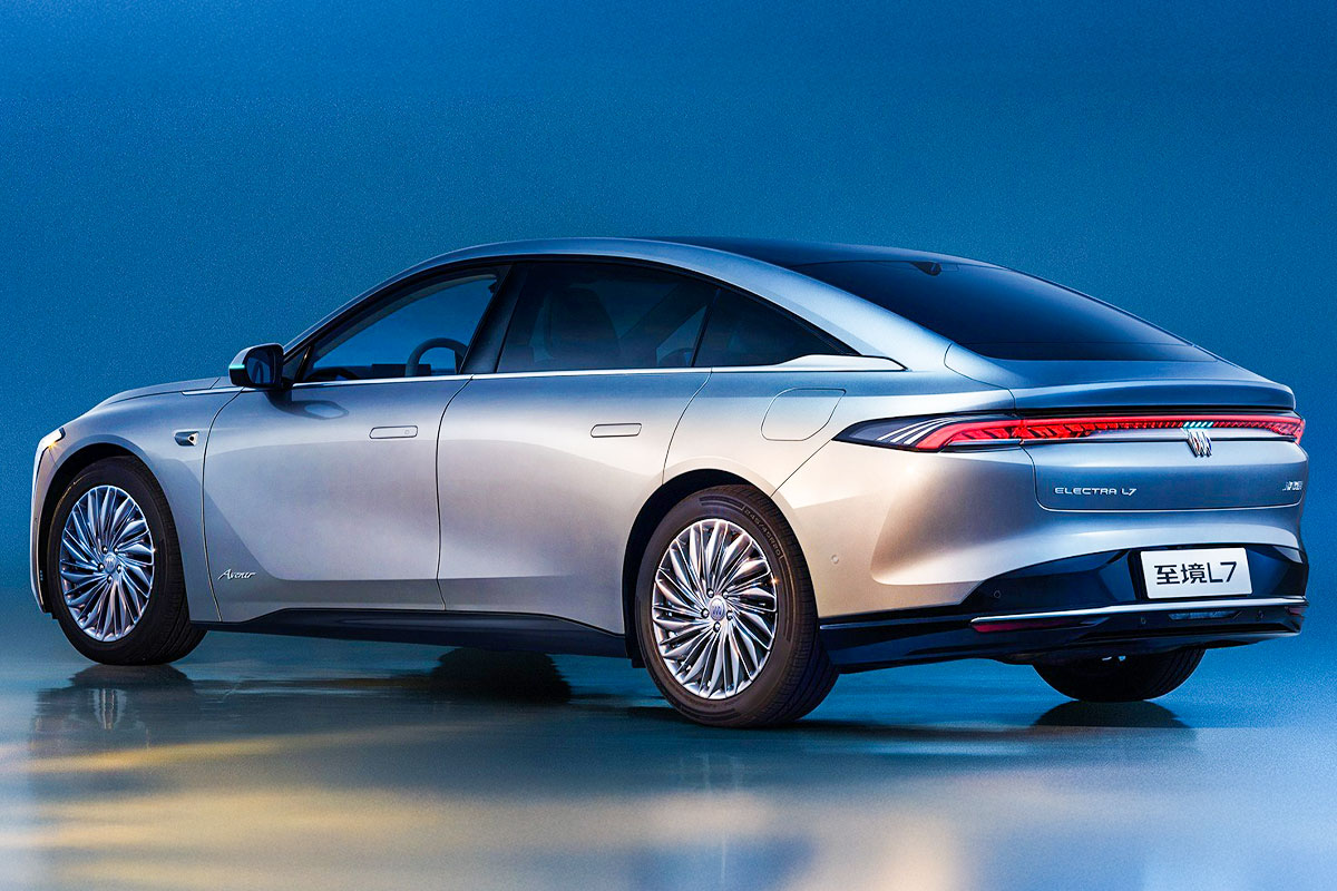 뷰익 – 일렉트라 L7 – EREV – 중국 전용 – 사륜구동 – 502마력 – 라이다 – 자율주행 – 스냅드래곤 8775 - 그랜저