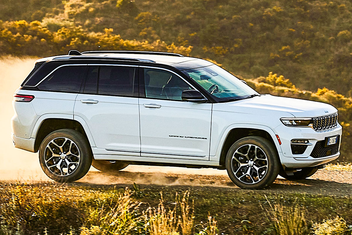 스텔란티스 – 관세 충격 – 북미 시장 – 출하량 감소 – 순손실 – 글로벌 자동차 시장 – 안토니오 필로사 – 마세라티 매각설 – 크라이슬러 – 전략 전환