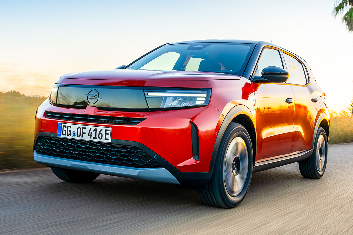 오펠 프론테라 – 소형 SUV – 전기차 – 408km 주행거리 – WLTP – 유럽 출시 – 하이브리드 – 코나 – EV3