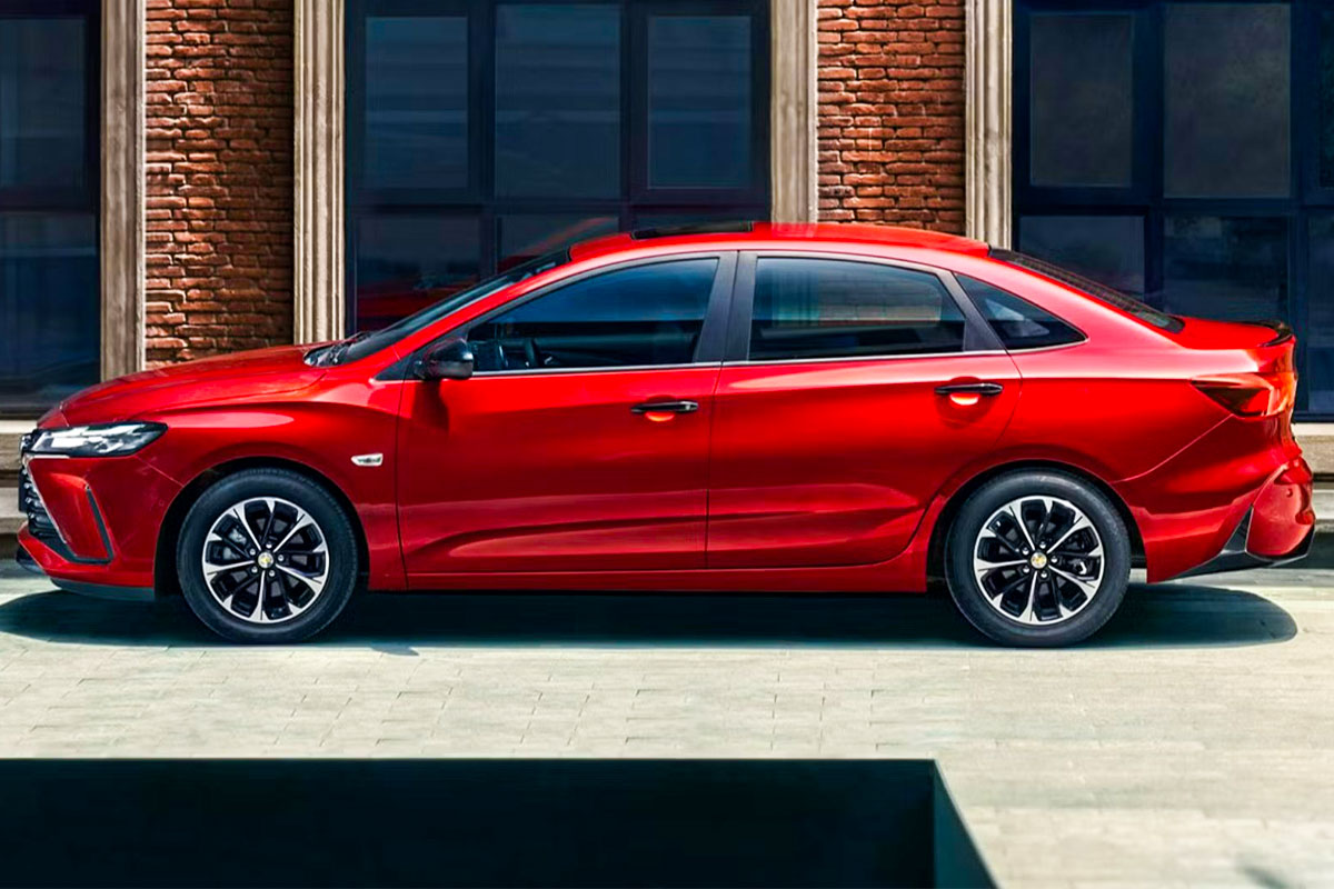 쉐보레-크루즈-아반떼-준중형세단-한국GM