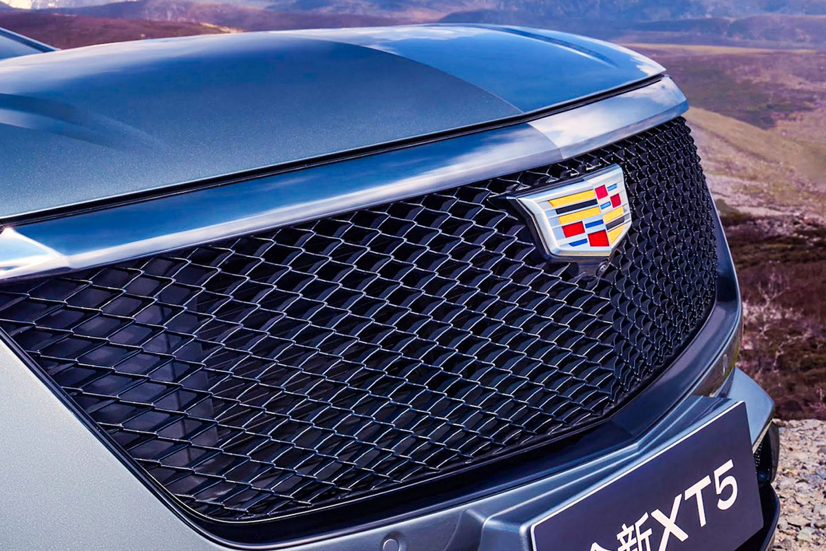캐딜락 XT5 – 글로벌 사양 – 미국 생산 – 테네시 공장 – 마일드 하이브리드 – 33인치 디스플레이 – ADAS – 국내 출시 전망 – 2세대 XT5