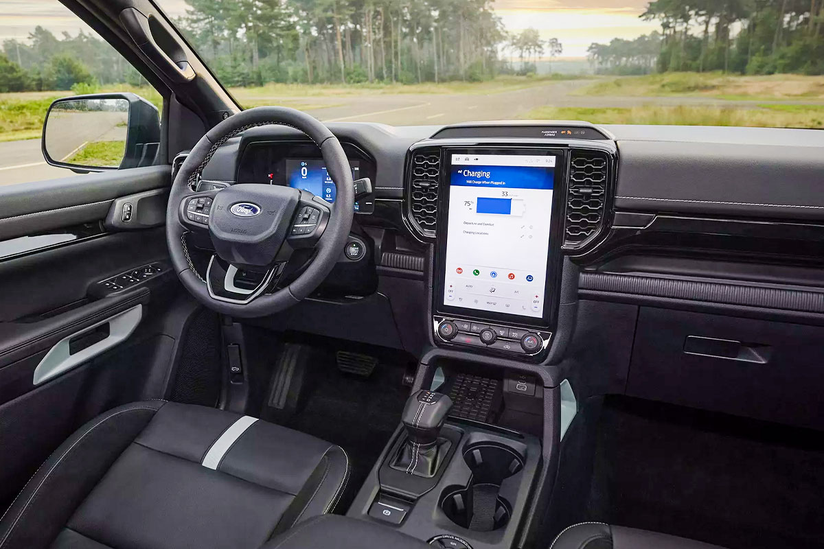 포드 레인저 PHEV – 하이브리드 – 타스만 – 배터리 전력공급 – 현장용 발전 기능 – 충전 연계 시스템 – 전원 백업 – 전기차급 편의기능