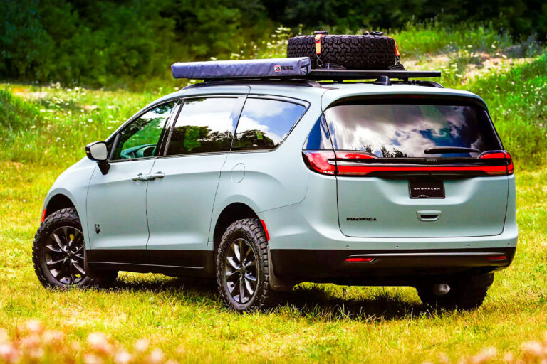 크라이슬러-퍼시피카-카니발-미니밴