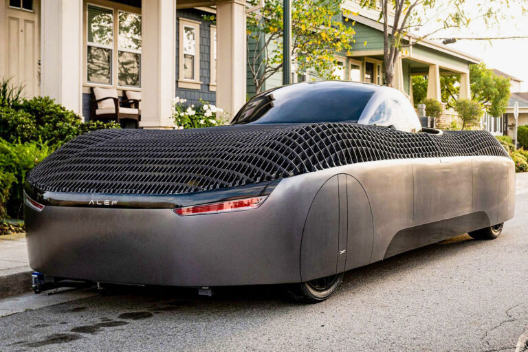 알레프-플라잉카-날으는자동차