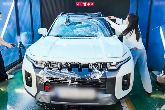 쯔양-토레스-자동차